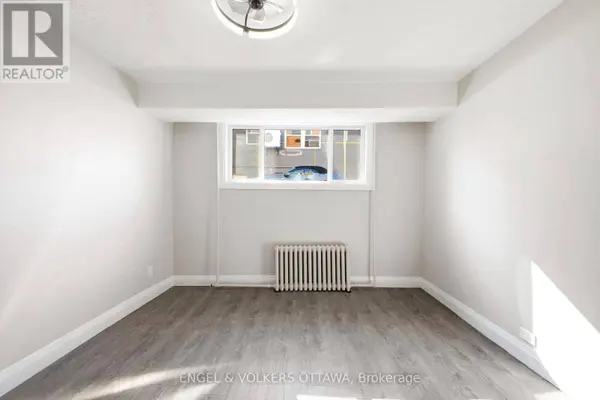 287 St Laurent BLVD #1, Ottawa, ON K1K2Z3