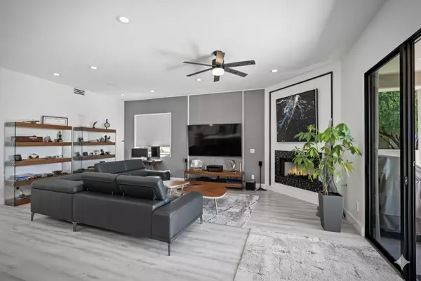 Title: Online Home Valuations vs. An In-Person Expert Visit: What’s Best for You?,Yolanda Weinberger