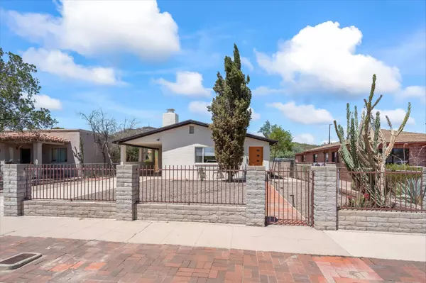 Historic Menlo Park Tucson Home for Sale | 45 N Melrose Ave | 3 Bed, 3 Bath with Basement