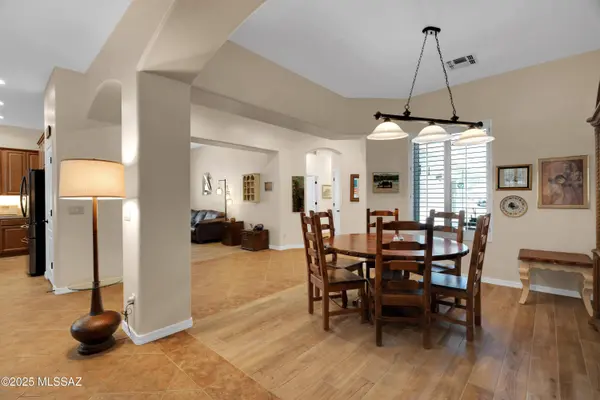 13065 N High Hawk Drive, Marana, AZ 85658