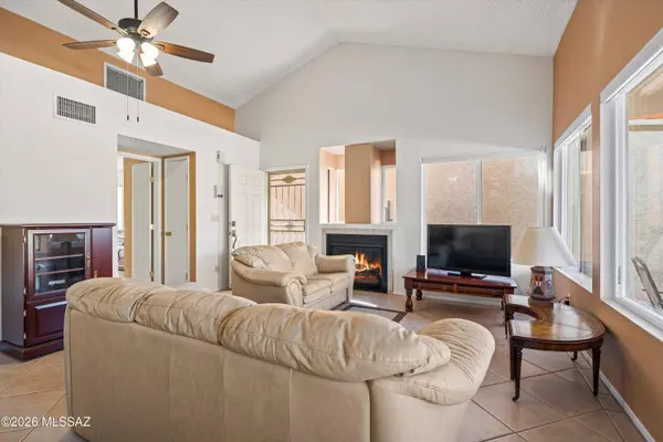 9737 E 1st Street, Tucson, AZ 85748