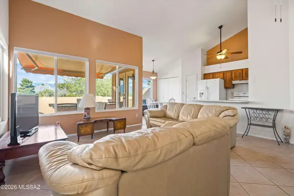 9737 E 1st Street, Tucson, AZ 85748