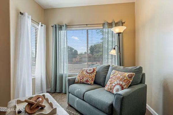 77 E Corte Rancho Centro, Sahuarita, AZ 85629