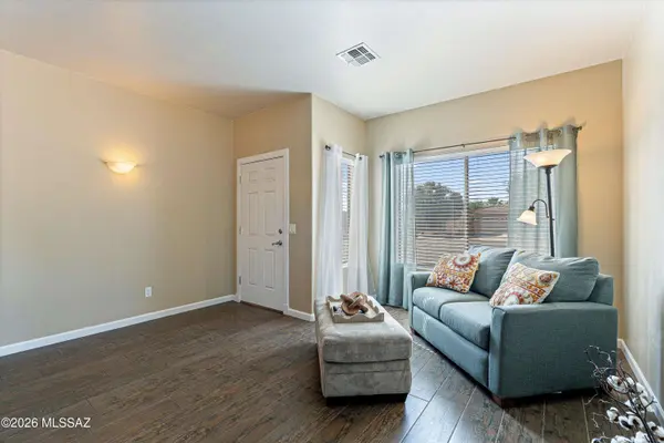 77 E Corte Rancho Centro, Sahuarita, AZ 85629