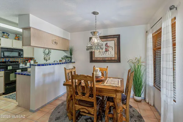 5751 N Kolb Road #40104, Tucson, AZ 85750