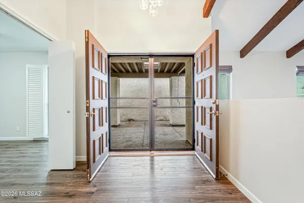 7357 E Cascada Cir, Tucson, AZ 85715