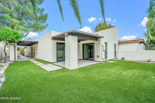 7357 E Cascada Cir, Tucson, AZ 85715