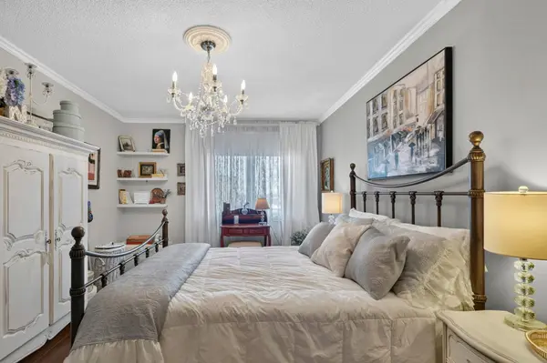 8075 Boul. St-Laurent #605, Brossard, QC J4X1Z8