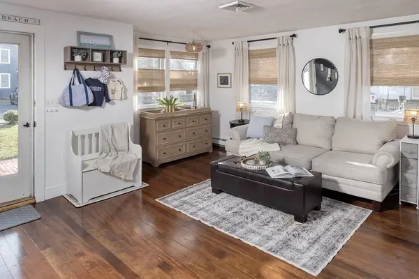 15 Samoset Avenue, Duxbury, MA 02332