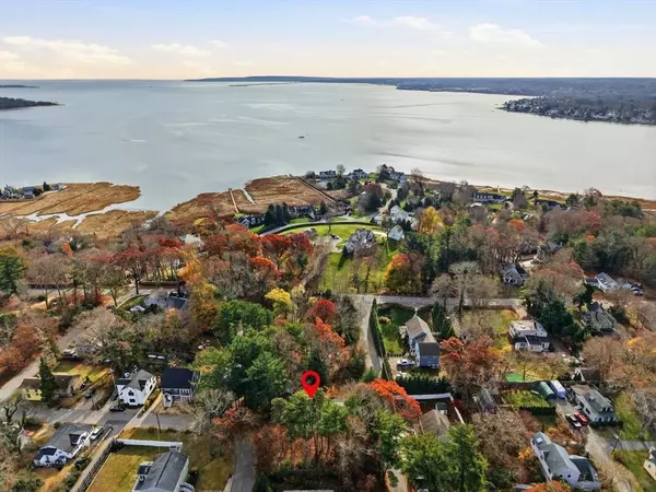 19 Puritan Way, Duxbury, MA 02332