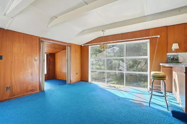 19 Puritan Way, Duxbury, MA 02332