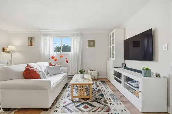 1 Tideview Path #1, Plymouth, MA 02360