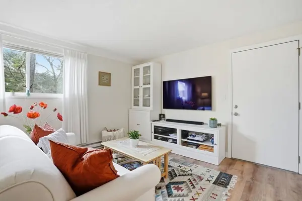 1 Tideview Path #1, Plymouth, MA 02360