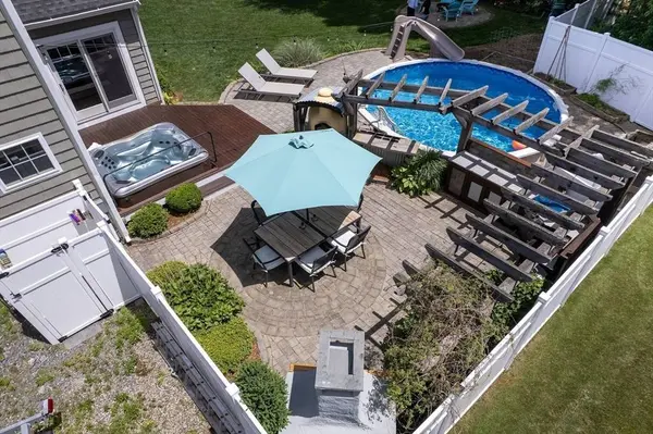 15 Village Path, Kingston, MA 02364