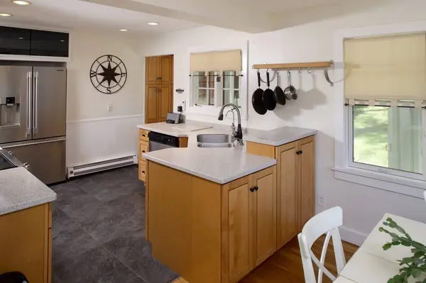 22 Forge Road, Freetown, MA 02702