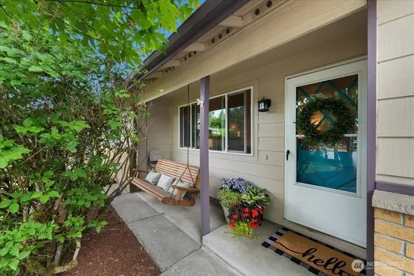 16954 SE 255th PL, Covington, WA 98042