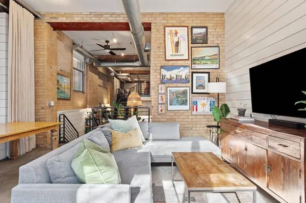801 Washington AVE N #121