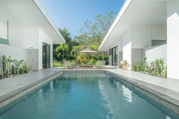 Vida Hermosa | A Private Sanctuary Steps from the Surf, 50304