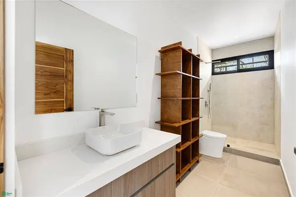 Beach-Walk 4BD Villa in Playa Grande, Cabo Velas, Guanacaste 50308