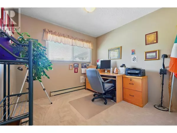 330 Pineview Road, Penticton, BC V2A7S1