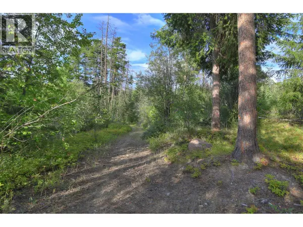 3525 McKellar Road, West Kelowna, BC V4T1W1