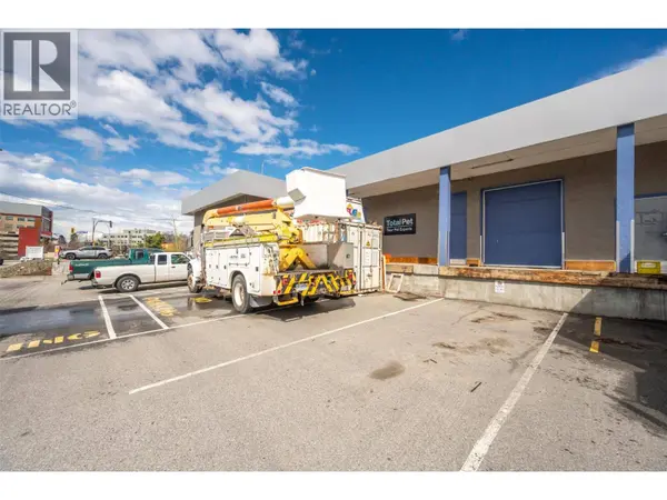 402 Industrial Avenue E, Penticton, BC V2A3J1