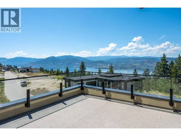 2980 Outlook Way, Naramata, BC V0H1N1