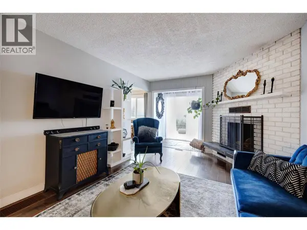 3874-3876 Glenway Road, West Kelowna, BC V4T1C9