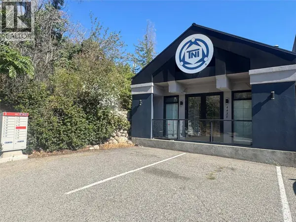 4438 1st Street, Peachland, BC V0H1X7