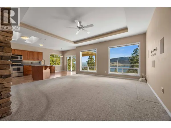 6455 Vernon Avenue, Peachland, BC V0H1X8
