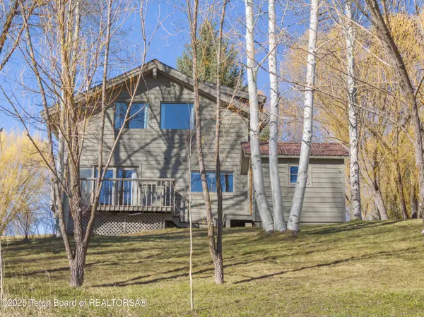 1620 E JW Drive, Hoback Jct., WY 83001