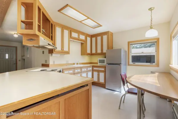 1620 E JW Drive, Hoback Jct., WY 83001