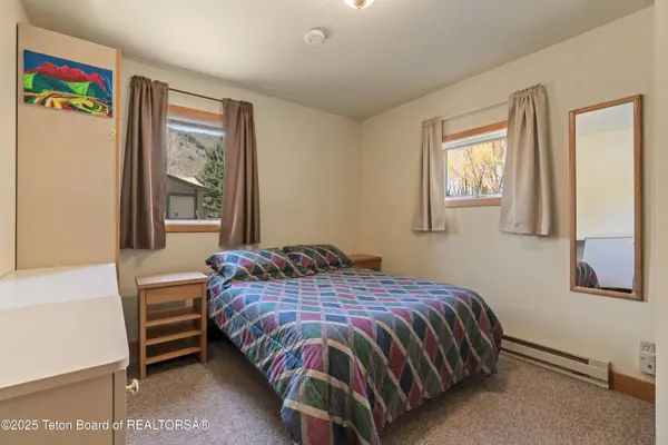 1620 E JW Drive, Hoback Jct., WY 83001