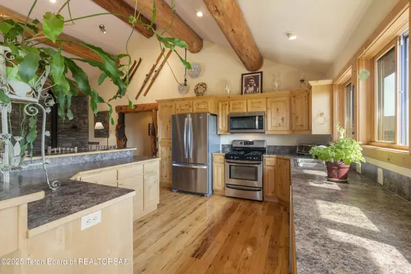 7365 7339 SUMMER BREEZE Trail, Tetonia, ID 83452