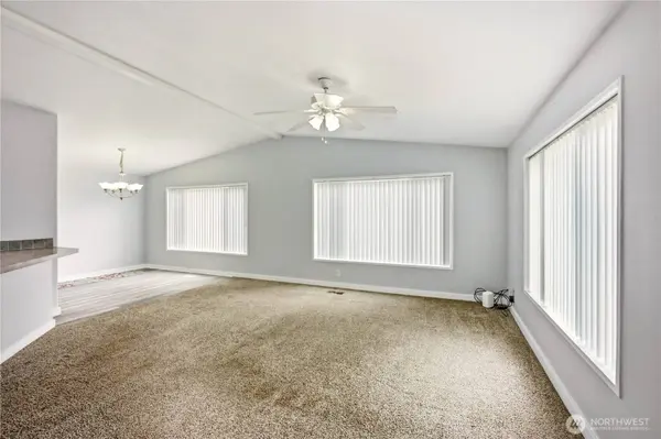 15010 SE 306th PL, Kent, WA 98042