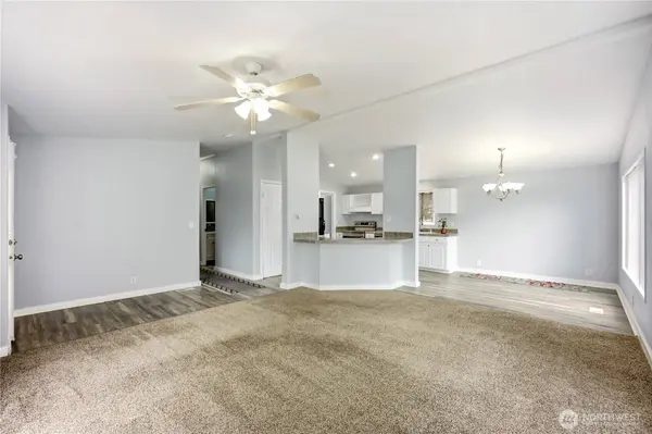 15010 SE 306th PL, Kent, WA 98042