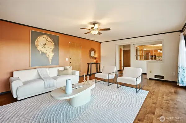 525 Kenosia AVE S, Kent, WA 98030