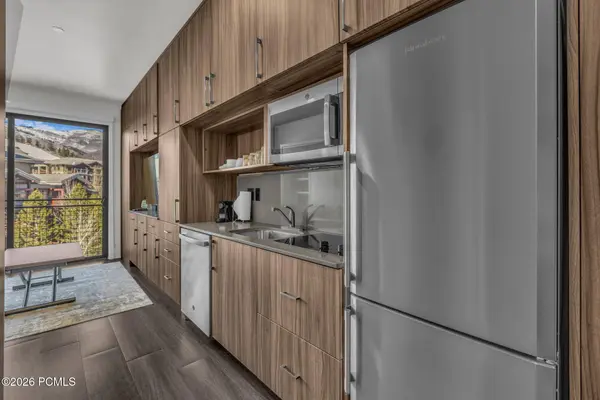 2670 W Canyons Resort DR Drive #412, Park City, UT 84098