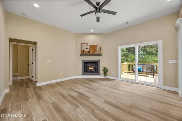 210 Daniel Morris PT, Clinton, TN 37716