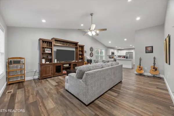 101 Patriot LN, Luttrell, TN 37779