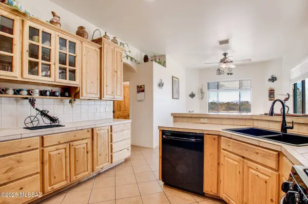 16145 W Ravinia Avenue, Tucson, AZ 85736