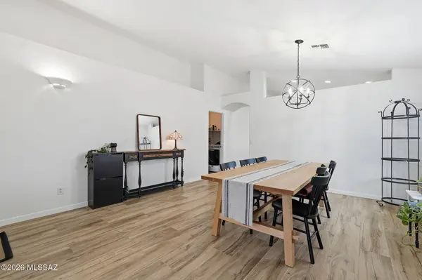3670 W Tybolt Drive, Tucson, AZ 85746