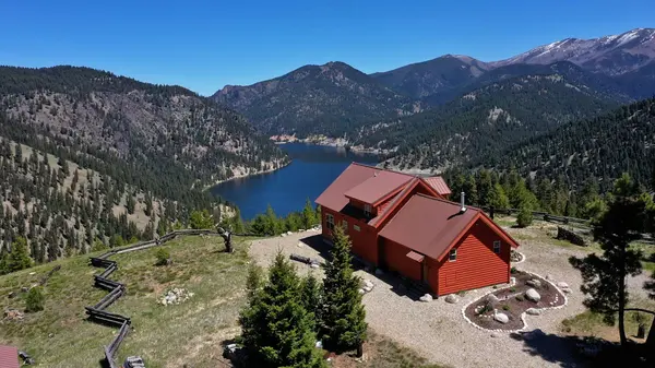 966 Forest Service RD, Darby, MT 59829