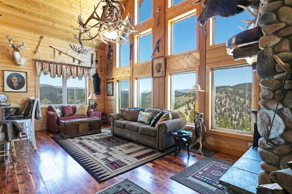 966 Forest Service RD, Darby, MT 59829