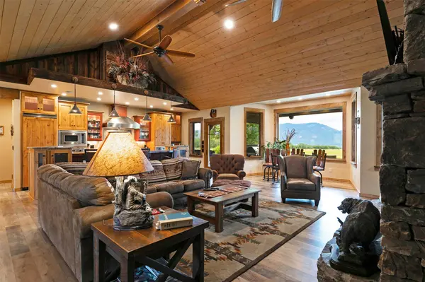 711 Middle Burnt Fork RD, Stevensville, MT 59870