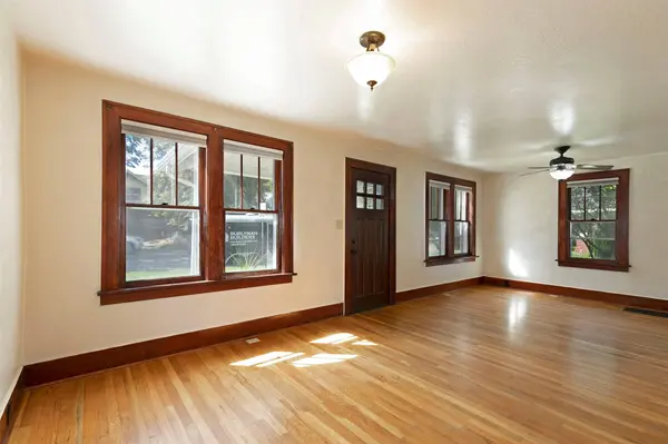 516 S 5th ST E, Missoula, MT 59801