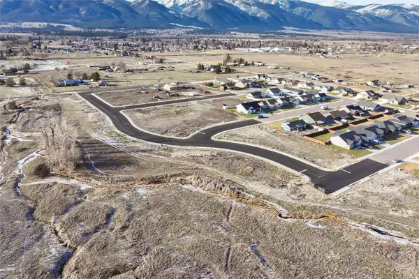 3585 Sourdough LN, Stevensville, MT 59870