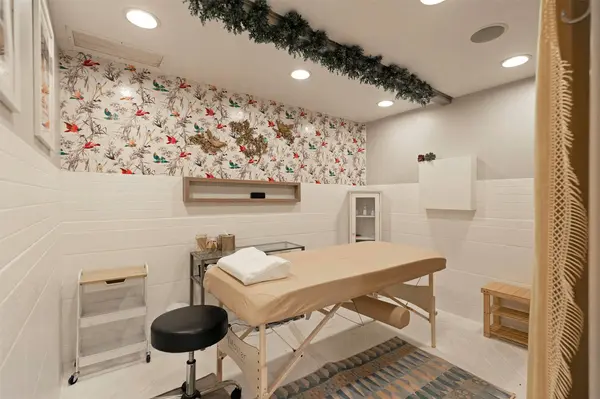 207 E Main ST, Missoula, MT 59802