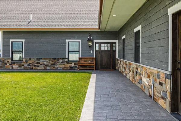 60951 Sparky DR, St Ignatius, MT 59865