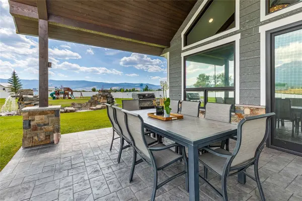 60951 Sparky DR, St Ignatius, MT 59865